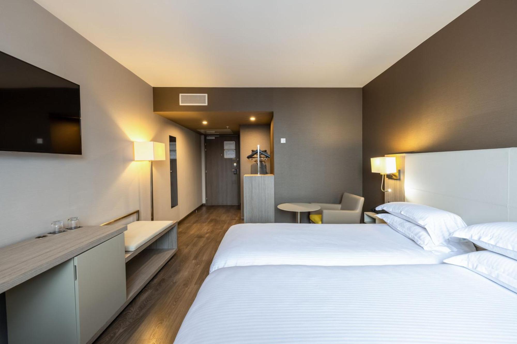 เอซี โฮเทล บาย แมริออท มาร์เซย ปราโด เวโลโดรม Hotel มาร์กเซย ภายนอก รูปภาพ