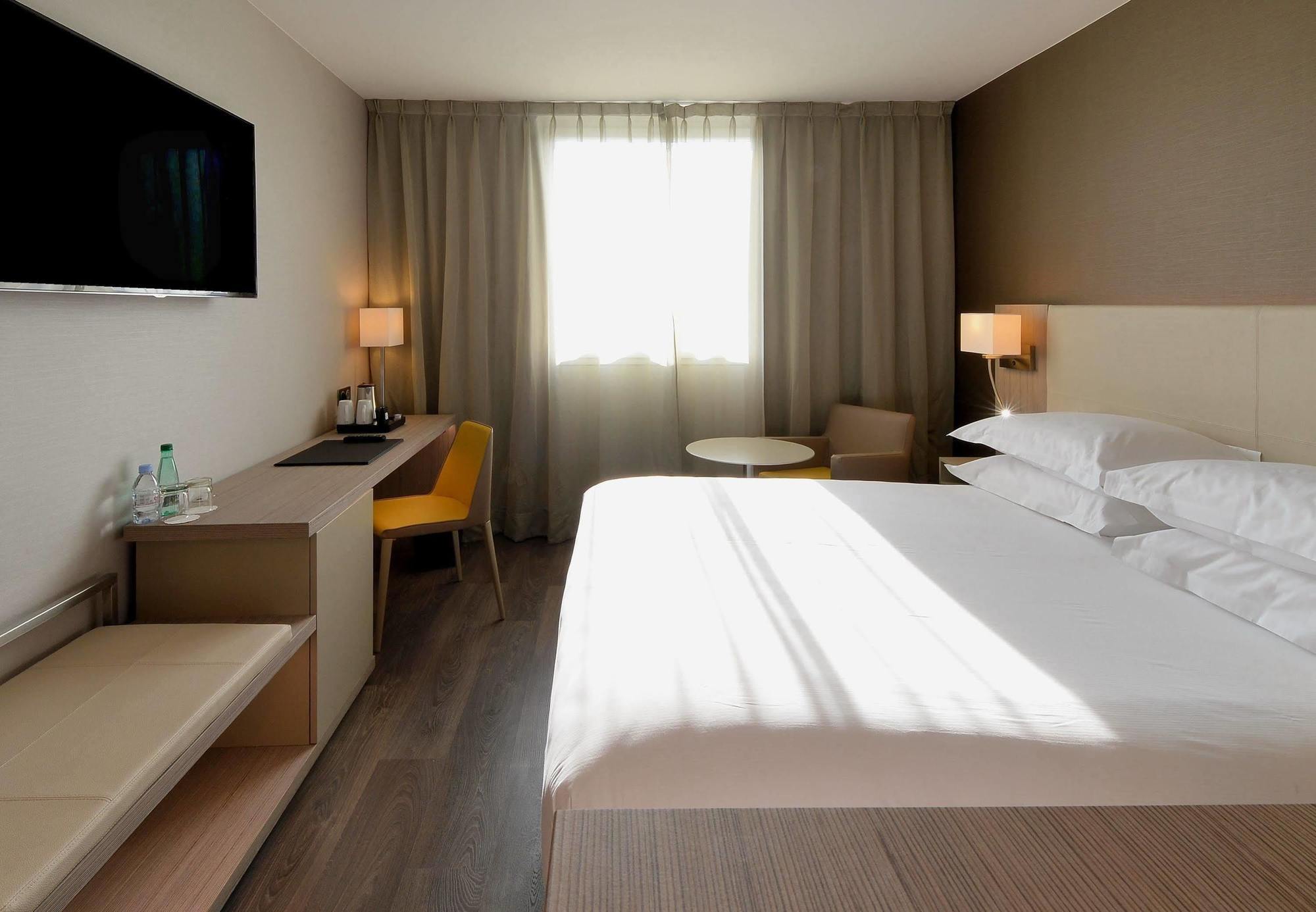 เอซี โฮเทล บาย แมริออท มาร์เซย ปราโด เวโลโดรม Hotel มาร์กเซย ภายนอก รูปภาพ